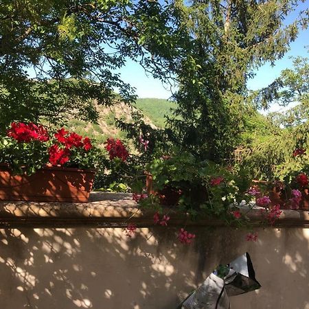 Le Fate Umbria Bed & Breakfast Sellano Exterior photo